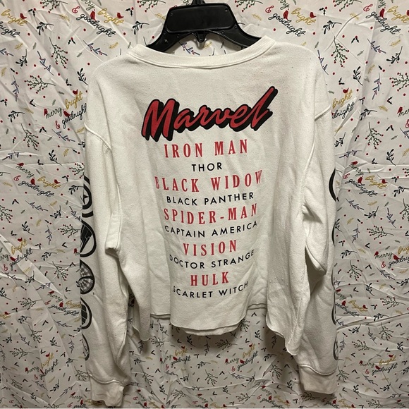 Marvel Cropped White Sweater Size XL - Picture 2 of 12